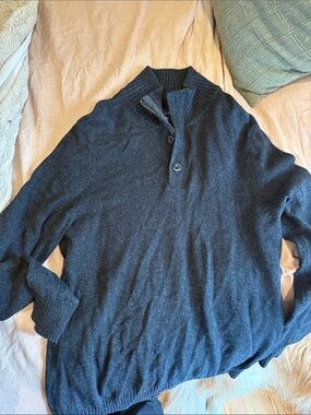 American Eagle Outfitters Men's Navy Zip-Button Pullover Sweater
